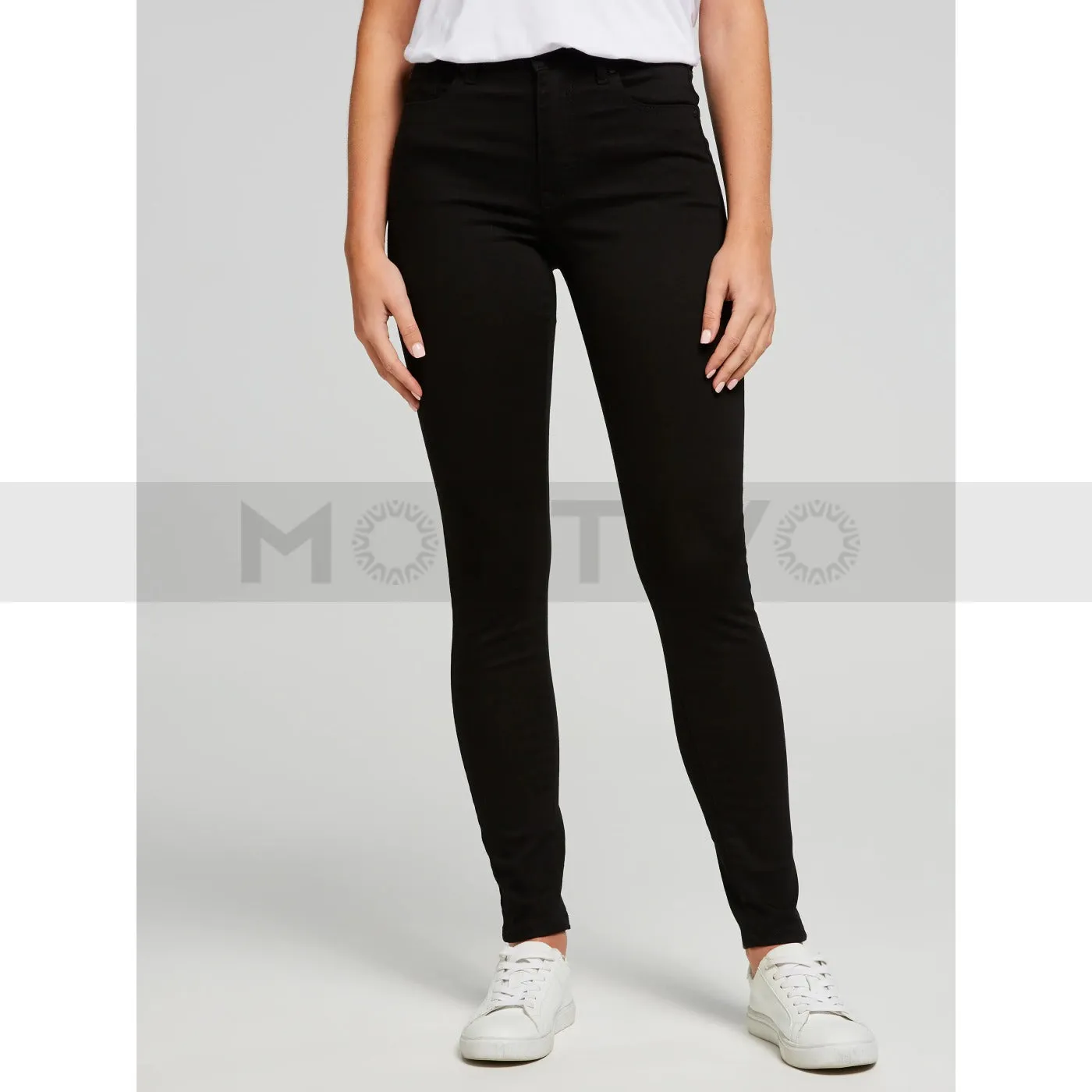 Black Skinny Jeans