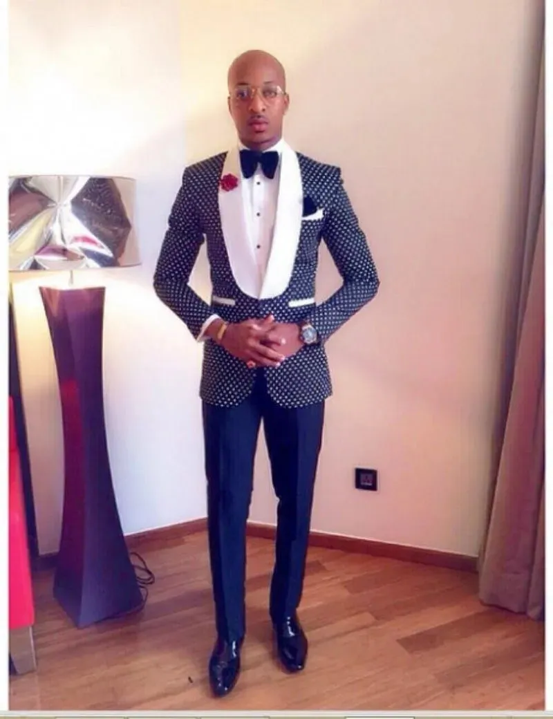 New Arrival One Button Burgundy Paisley Shawl Lapel Wedding Groom Tuxedos Men Party Groomsmen Suits (Jacket Pants Tie) K31