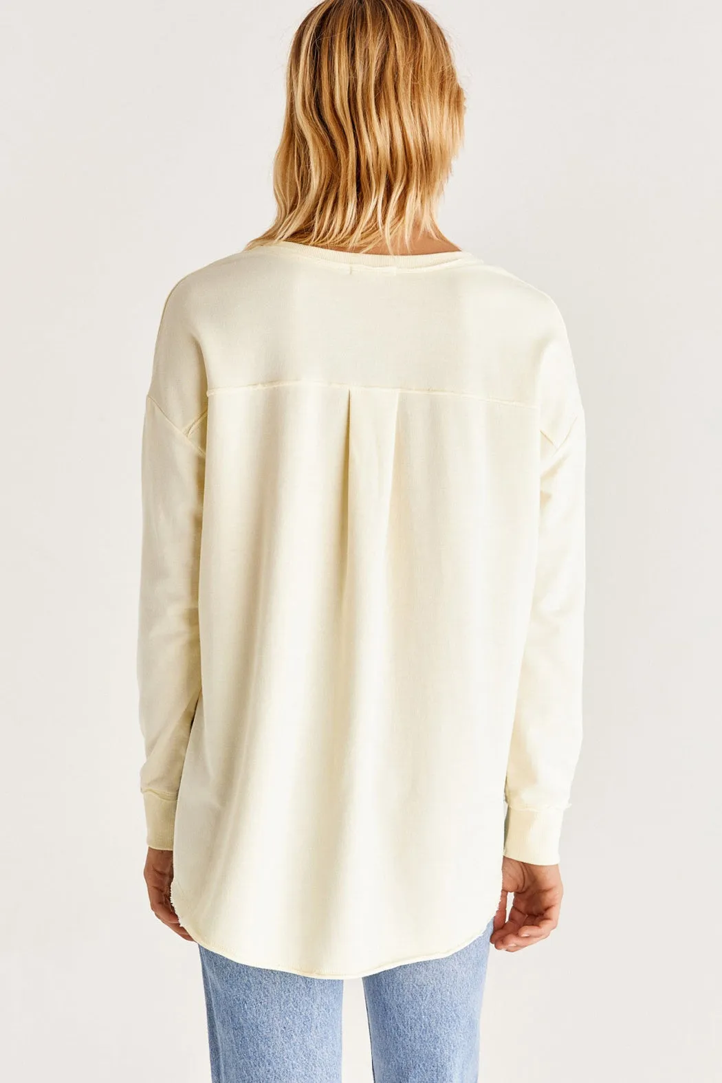 Sunrise V-neck Weekender