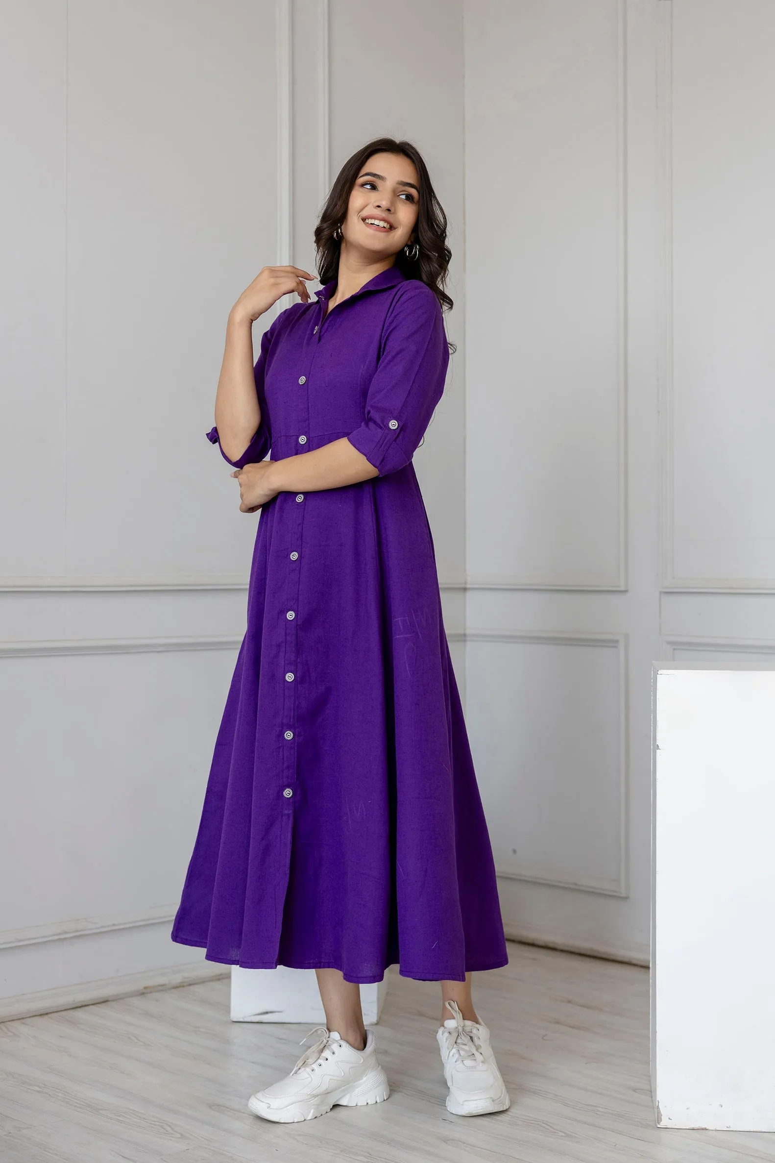Women Purple Solid Flared Dress With Three Quarter Sleeves